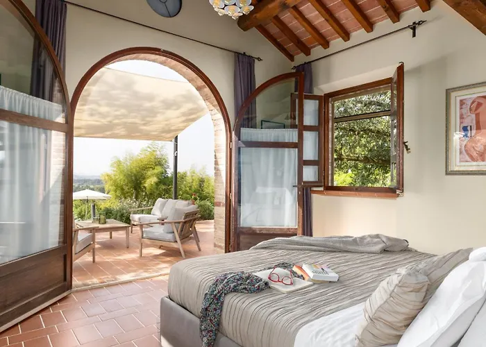 La Monarca 16, Emma Villa *