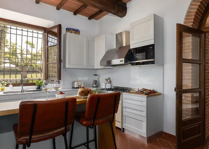 Villa La Monarca 16, Emma Torrita di Siena