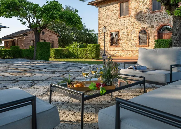 La Monarca 16, Emma Villa *